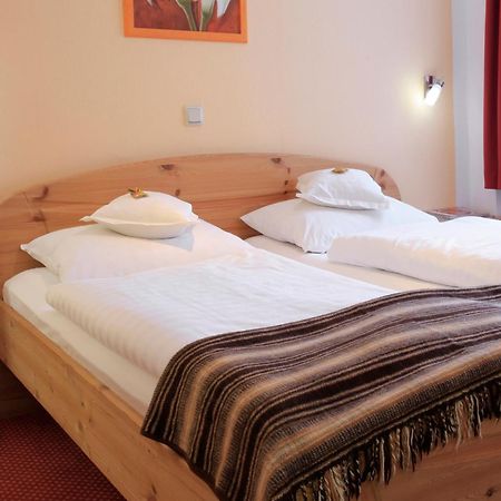 Hotel Sauerländer Hof Willingen  Exteriör bild