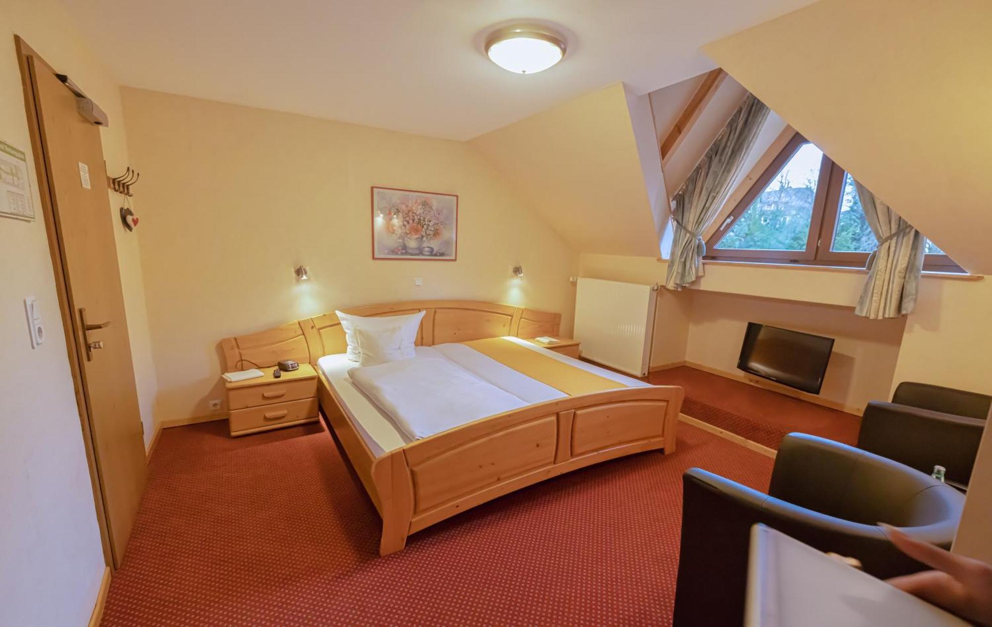 Hotel Sauerländer Hof Willingen  Exteriör bild